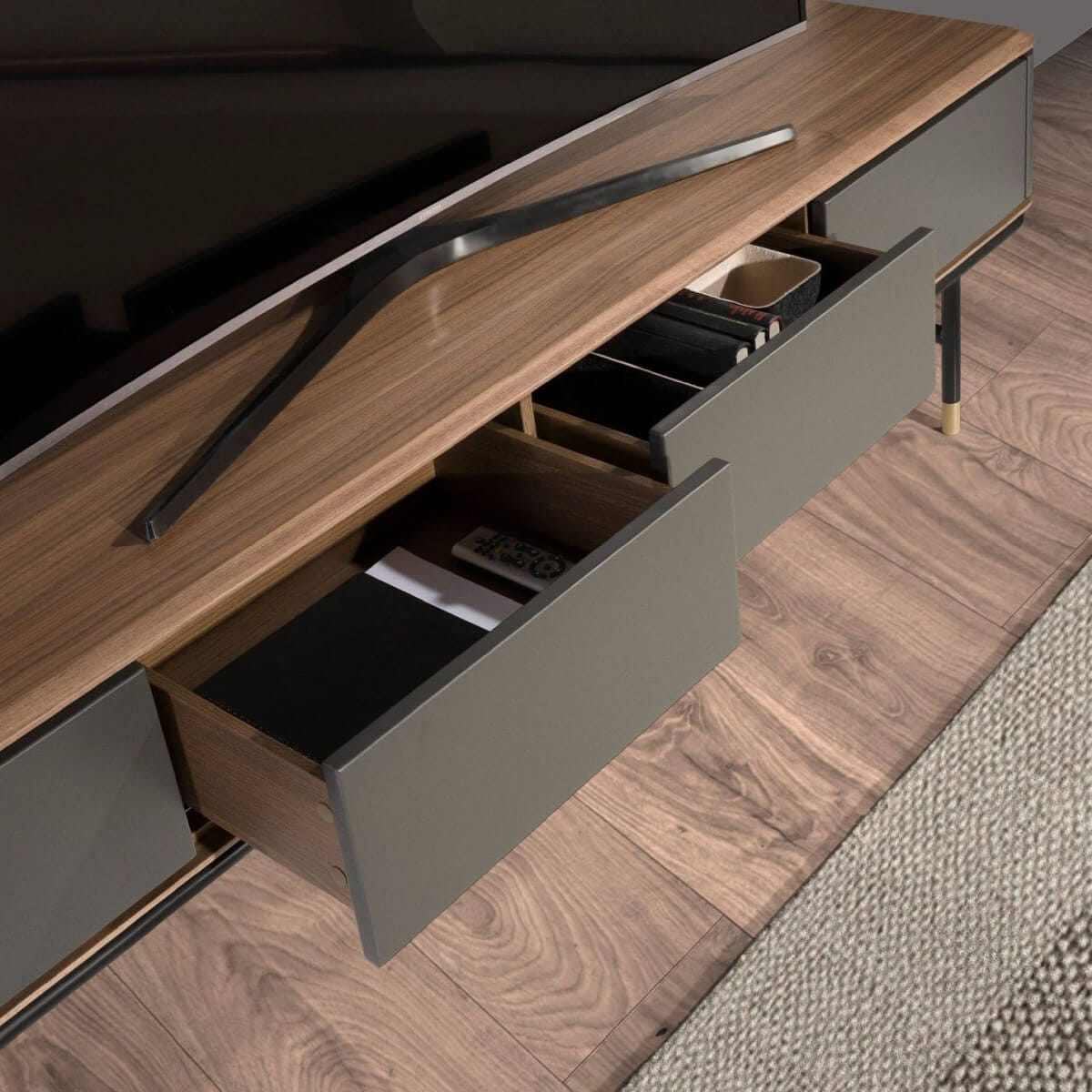 cobalto_tv-allvany-1