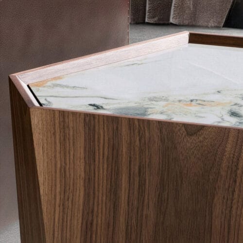 triangulo-luz-dohanyzoasztal-1